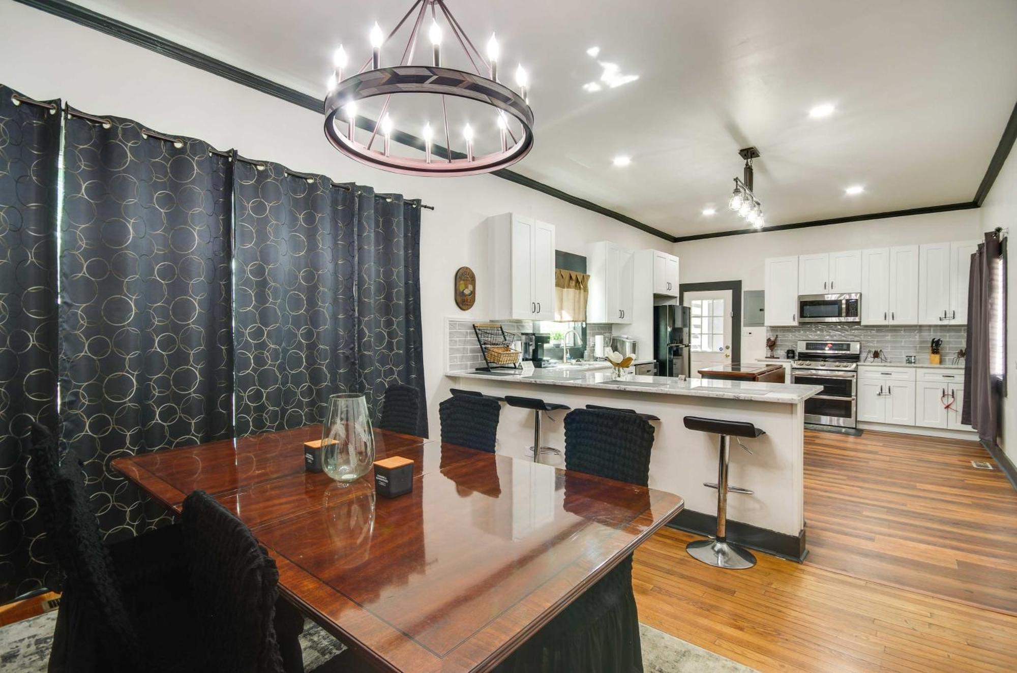 Updated Greenwood Cottage Apt Less Than 1 Mi To Dtwn! Exterior photo